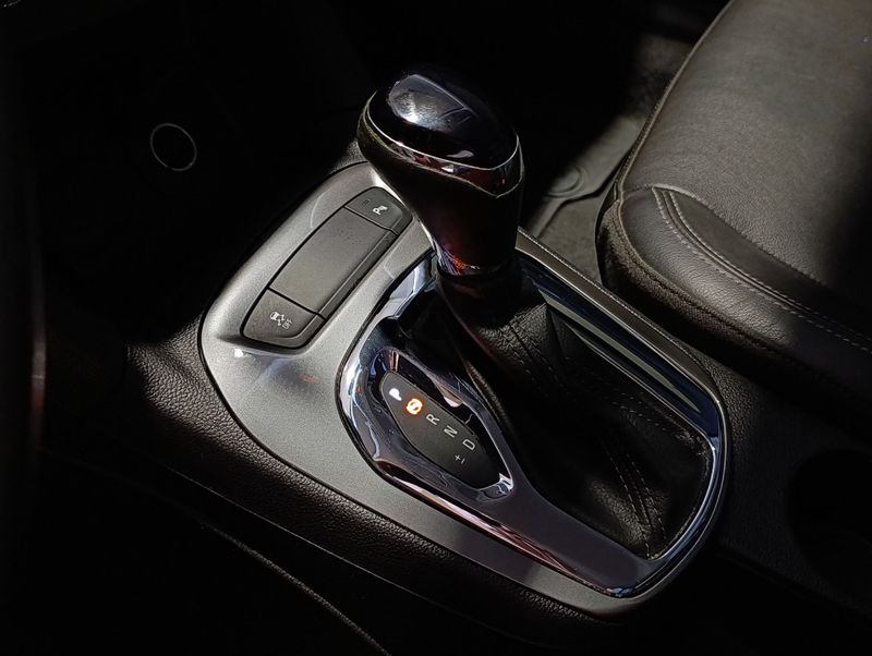 Chevrolet Cruze 1.4 Turbo Lt 16v 2016/2017 SIM VEÍCULOS PORTO ALEGRE / Carros no Vale