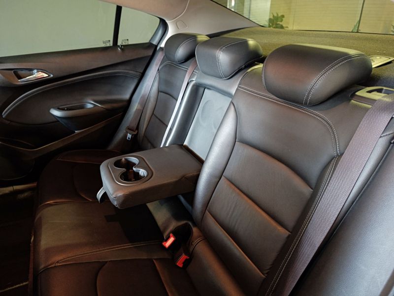 Chevrolet Cruze 1.4 Turbo Lt 16v 2016/2017 SIM VEÍCULOS PORTO ALEGRE / Carros no Vale