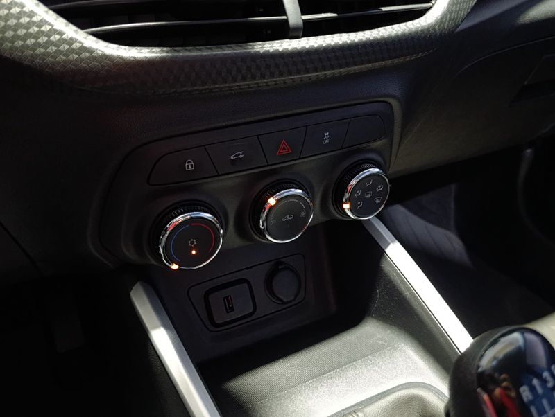 Chevrolet Onix 1.0 Lt1 2022/2023 SIM VEÍCULOS PORTO ALEGRE / Carros no Vale