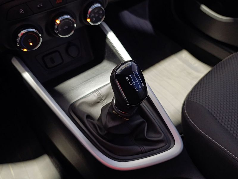 Chevrolet Onix 1.0 Lt1 2022/2023 SIM VEÍCULOS PORTO ALEGRE / Carros no Vale