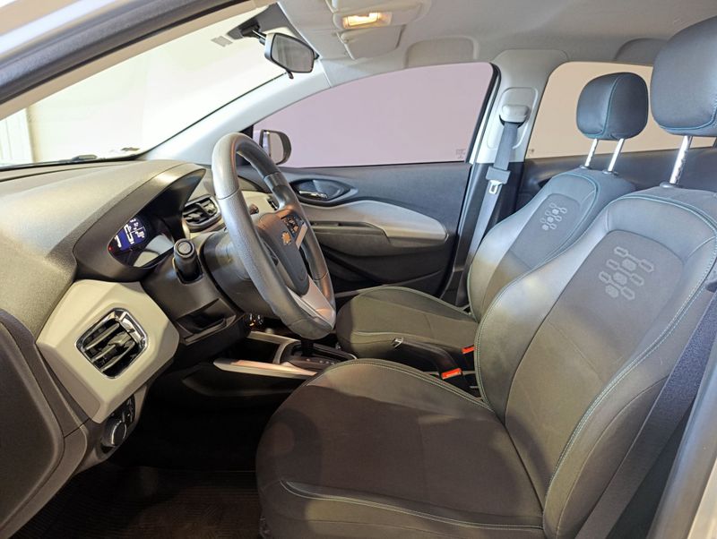 Chevrolet Onix 1.4 Lt 2019/2019 SIM VEÍCULOS PORTO ALEGRE / Carros no Vale