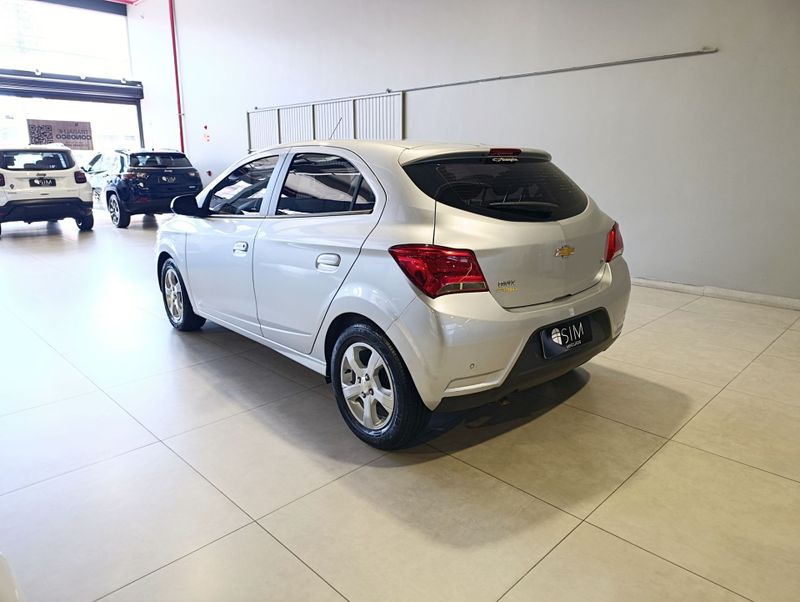 Chevrolet Onix 1.4 Lt 2019/2019 SIM VEÍCULOS PORTO ALEGRE / Carros no Vale