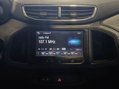 Chevrolet Onix 1.4 Lt 2013/2013 SIM VEÍCULOS PORTO ALEGRE / Carros no Vale