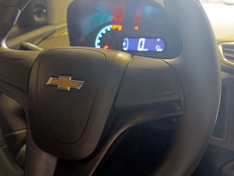 Chevrolet Onix 1.4 Lt 2013/2013 SIM VEÍCULOS PORTO ALEGRE / Carros no Vale