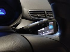 Chevrolet Onix 1.4 Lt 2013/2013 SIM VEÍCULOS PORTO ALEGRE / Carros no Vale