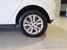 Chevrolet Onix 1.4 Lt 2013/2013 SIM VEÍCULOS PORTO ALEGRE / Carros no Vale