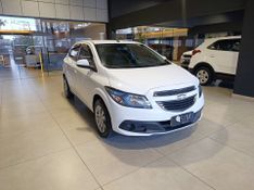 Chevrolet Onix 1.4 Lt 2013/2013 SIM VEÍCULOS PORTO ALEGRE / Carros no Vale