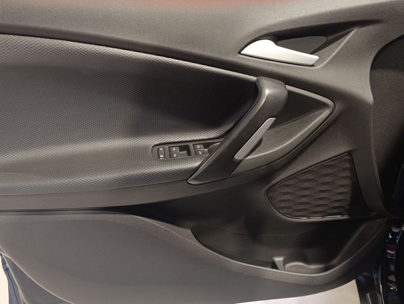 Chevrolet Tracker Lt 1.0 Turbo 12v 2021/2022 SIM VEÍCULOS PORTO ALEGRE / Carros no Vale