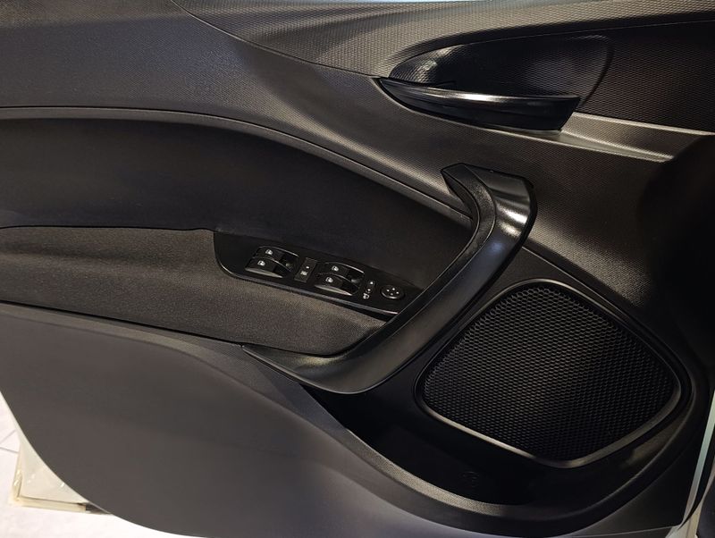 Fiat Cronos Drive 1.8 16v 2019/2019 SIM VEÍCULOS PORTO ALEGRE / Carros no Vale