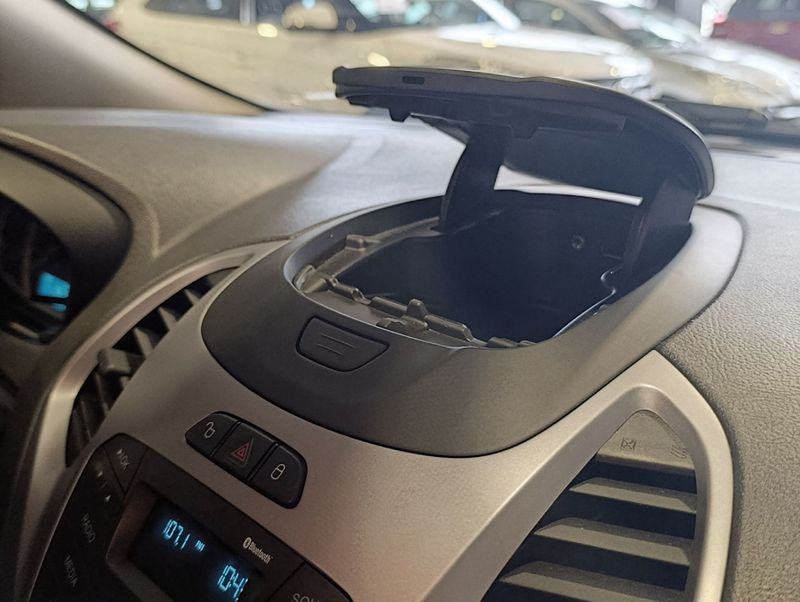 Ford Ka Se 1.0 Ha B 2017/2018 SIM VEÍCULOS PORTO ALEGRE / Carros no Vale