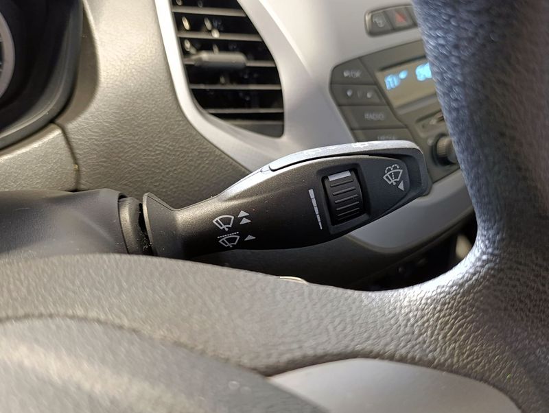 Ford Ka Se 1.0 Ha B 2017/2018 SIM VEÍCULOS PORTO ALEGRE / Carros no Vale