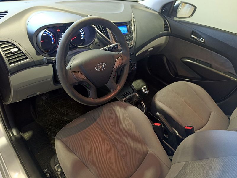 Hyundai Hb20s 1.6m Comf 2015/2015 SIM VEÍCULOS PORTO ALEGRE / Carros no Vale