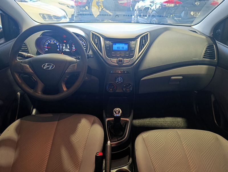 Hyundai Hb20s 1.6m Comf 2015/2015 SIM VEÍCULOS PORTO ALEGRE / Carros no Vale