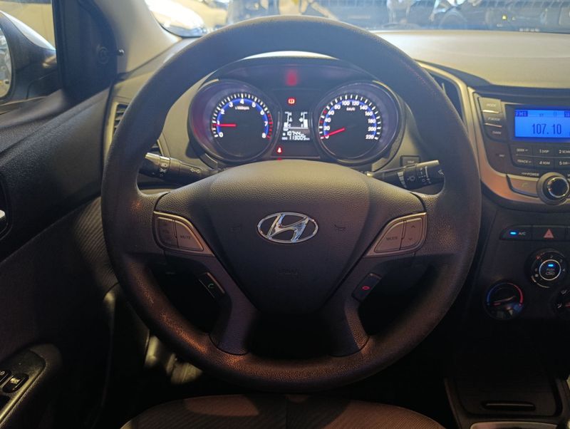 Hyundai Hb20s 1.6m Comf 2015/2015 SIM VEÍCULOS PORTO ALEGRE / Carros no Vale