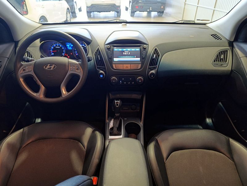 Hyundai Ix35 2.0 Mpfi Gl 16v 2021/2022 SIM VEÍCULOS PORTO ALEGRE / Carros no Vale