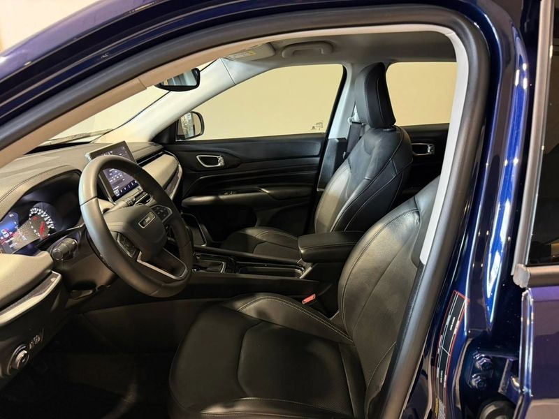 Jeep Compass Long T270 1.3 Tb 4×2 2023/2023 SIM VEÍCULOS PORTO ALEGRE / Carros no Vale