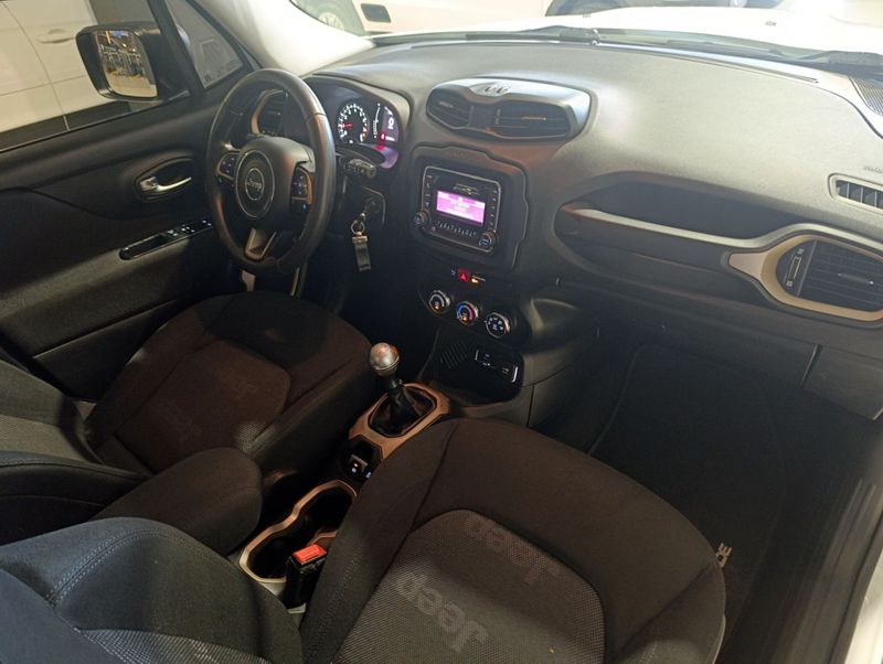 Jeep Renegade Sport 2015/2016 SIM VEÍCULOS PORTO ALEGRE / Carros no Vale