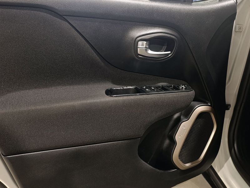 Jeep Renegade Sport 2015/2016 SIM VEÍCULOS PORTO ALEGRE / Carros no Vale