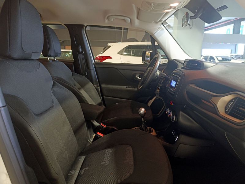 Jeep Renegade Sport 2015/2016 SIM VEÍCULOS PORTO ALEGRE / Carros no Vale