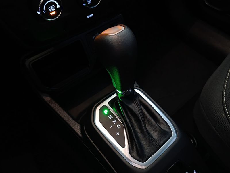 Jeep Renegade Sport T270 1.3 Tb 4×2 2022/2022 SIM VEÍCULOS PORTO ALEGRE / Carros no Vale