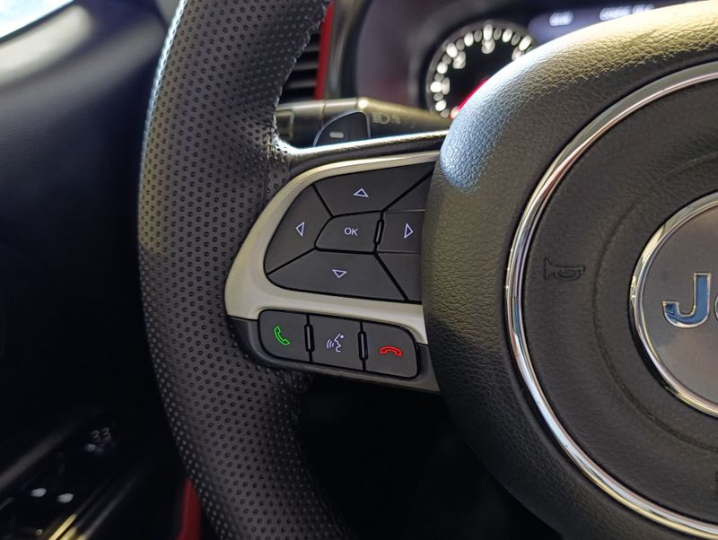 Jeep Renegade Trailhawk 2.0 Tb 4×4 2018/2018 SIM VEÍCULOS PORTO ALEGRE / Carros no Vale