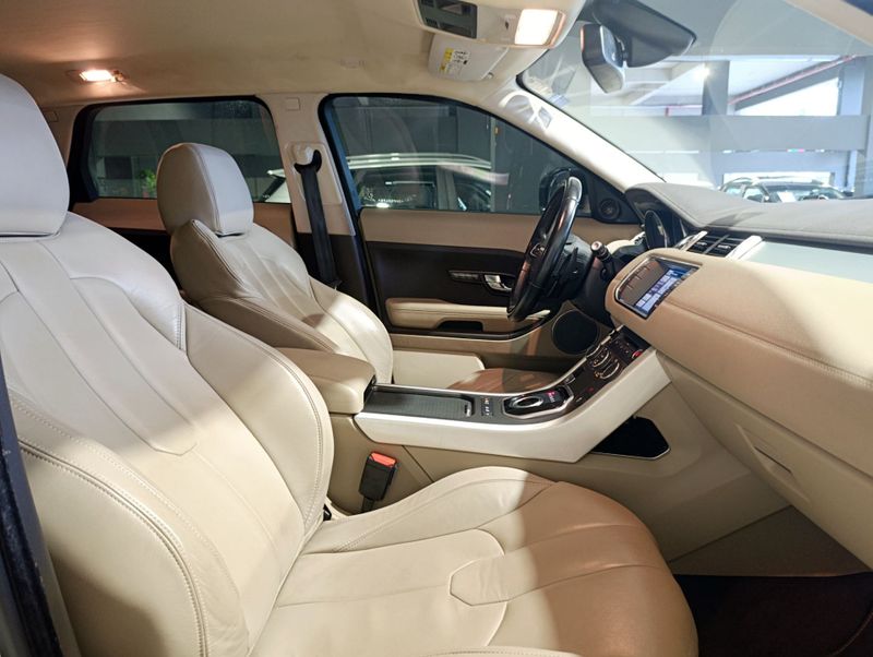 Land Rover Range R.evoque Pure 2.0 2013/2013 SIM VEÍCULOS PORTO ALEGRE / Carros no Vale