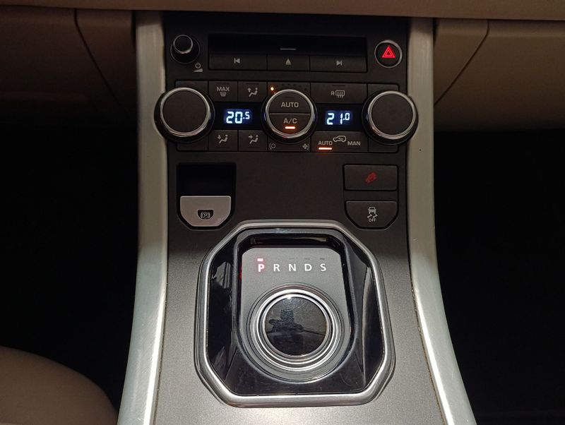 Land Rover Range R.evoque Pure 2.0 2013/2013 SIM VEÍCULOS PORTO ALEGRE / Carros no Vale