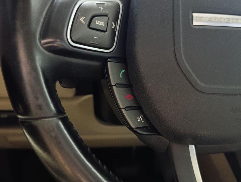 Land Rover Range R.evoque Pure 2.0 2013/2013 SIM VEÍCULOS PORTO ALEGRE / Carros no Vale