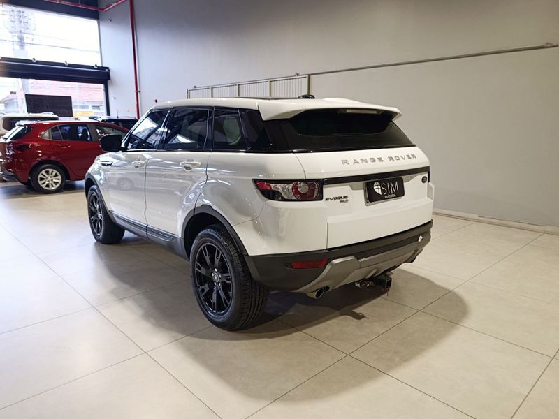 Land Rover Range R.evoque Pure 2.0 2013/2013 SIM VEÍCULOS PORTO ALEGRE / Carros no Vale