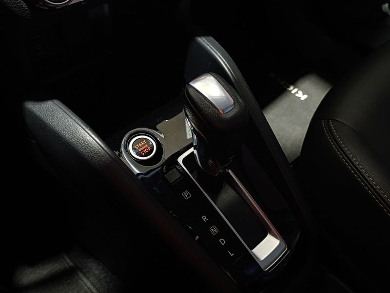 Nissan Kicks Sl Cvt 1.6 2020/2021 SIM VEÍCULOS PORTO ALEGRE / Carros no Vale