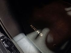 Nissan Kicks Sl Cvt 1.6 2020/2021 SIM VEÍCULOS PORTO ALEGRE / Carros no Vale