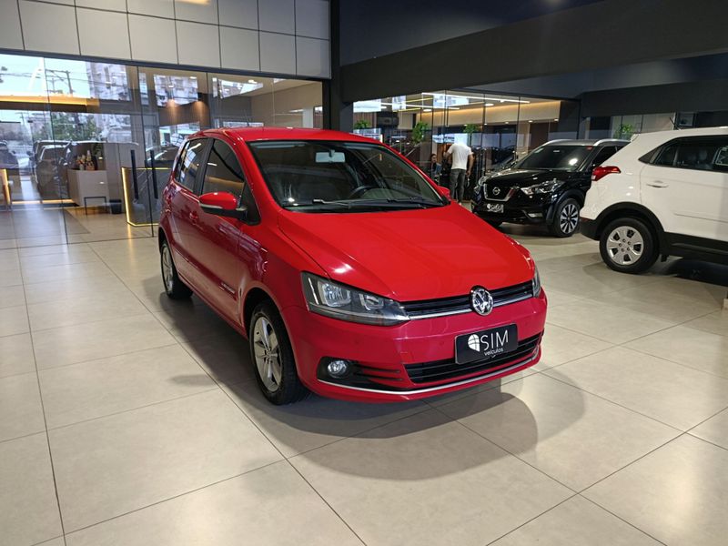 Volkswagen Fox Cl Mbv 2017/2018 SIM VEÍCULOS PORTO ALEGRE / Carros no Vale