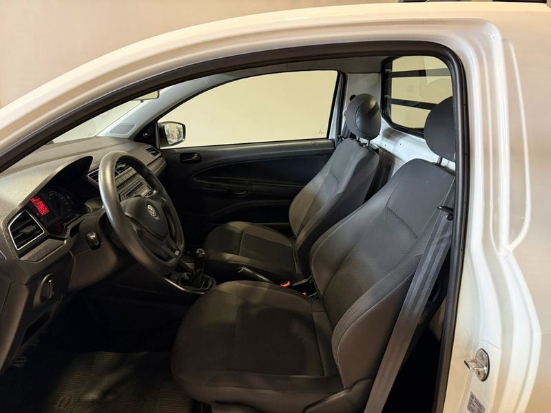 Volkswagen Saveiro Robust 1.6 Total 16v 2023/2023 SIM VEÍCULOS PORTO ALEGRE / Carros no Vale