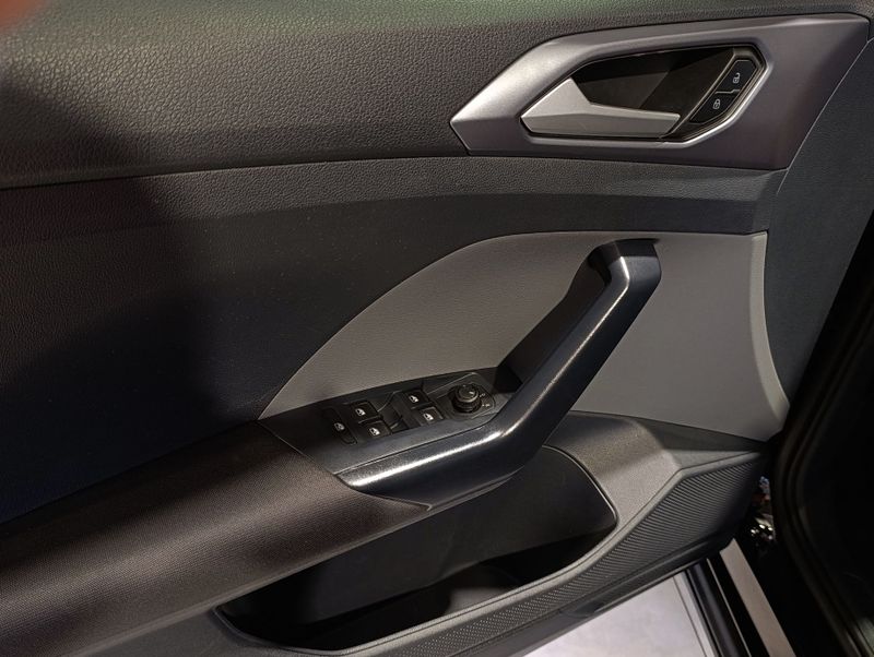 Volkswagen T-cross 200 Tsi Comfortline 2019/2020 SIM VEÍCULOS PORTO ALEGRE / Carros no Vale