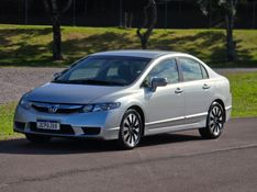 Honda Civic Sed LXL/ LXL SE 1.8 16V 2010/2011 AUTO NÍVEL VEÍCULOS SANTA CRUZ DO SUL / Carros no Vale