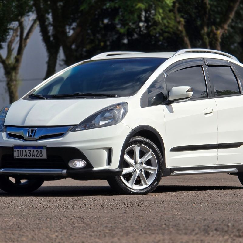Honda Fit Twist 1.5 16V 2012/2013 AUTO NÍVEL VEÍCULOS SANTA CRUZ DO SUL / Carros no Vale