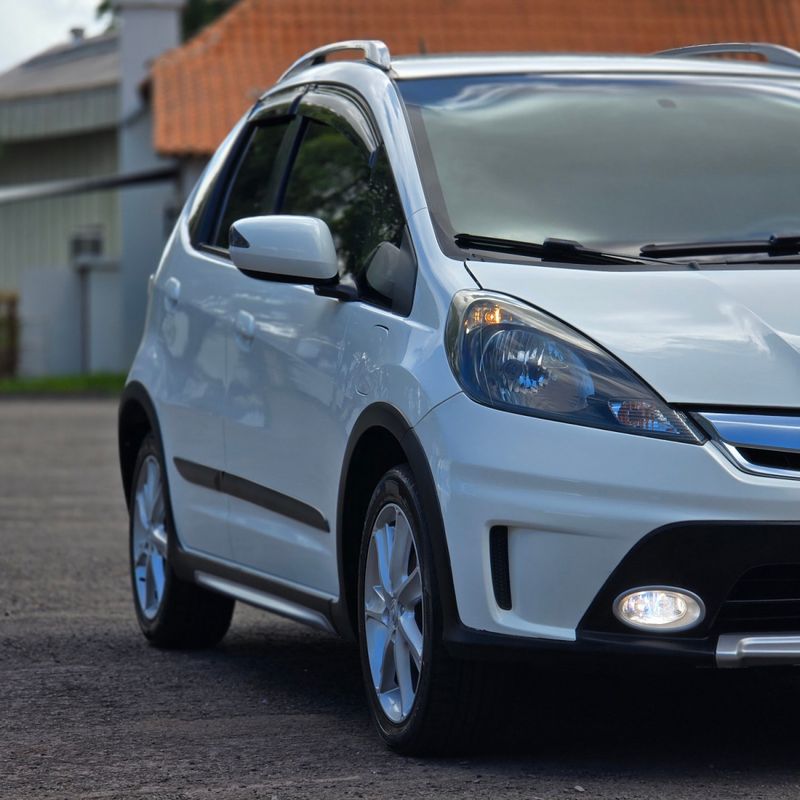Honda Fit Twist 1.5 16V 2012/2013 AUTO NÍVEL VEÍCULOS SANTA CRUZ DO SUL / Carros no Vale