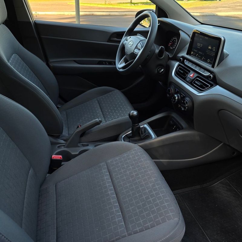Hyundai HB20S Comfort Plus 1.0 12V Mec. 2024/2025 AUTO NÍVEL VEÍCULOS SANTA CRUZ DO SUL / Carros no Vale