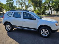 Renault DUSTER OUTDOOR 1.6 Hi 16V Mec. 2014/2015 AUTO NÍVEL VEÍCULOS SANTA CRUZ DO SUL / Carros no Vale