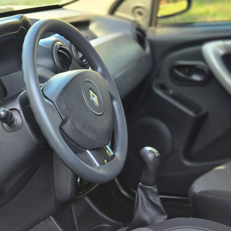 Renault DUSTER OUTDOOR 1.6 Hi 16V Mec. 2014/2015 AUTO NÍVEL VEÍCULOS SANTA CRUZ DO SUL / Carros no Vale