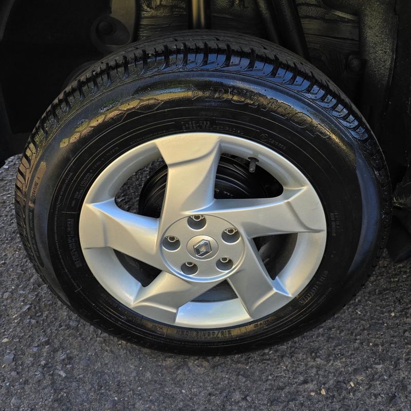 Renault DUSTER OUTDOOR 1.6 Hi 16V Mec. 2014/2015 AUTO NÍVEL VEÍCULOS SANTA CRUZ DO SUL / Carros no Vale