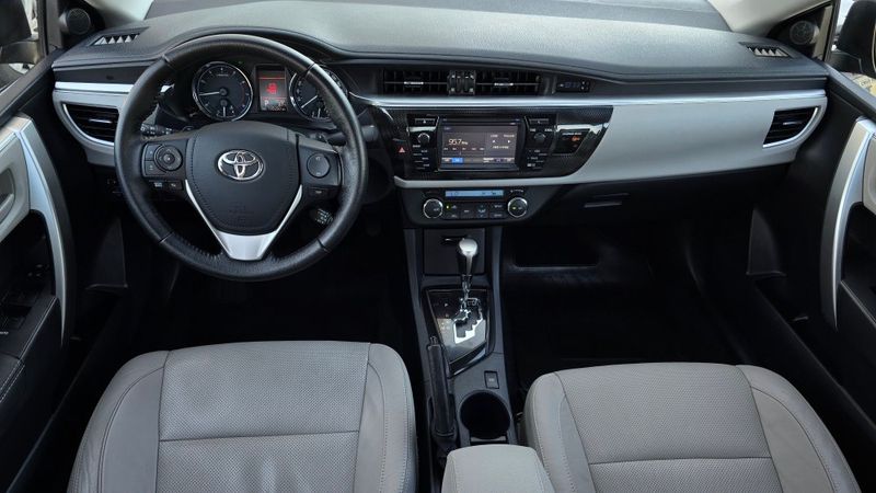 Toyota Corolla XEi 2.0 16V 2016/2016 AUTO NÍVEL VEÍCULOS SANTA CRUZ DO SUL / Carros no Vale Toyota Corolla XEi 2.0 16V 2016/2016 AUTO NÍVEL VEÍCULOS SANTA CRUZ DO SUL / Carros no Vale