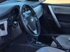 Toyota Corolla XEi 2.0 16V 2016/2016 AUTO NÍVEL VEÍCULOS SANTA CRUZ DO SUL / Carros no Vale