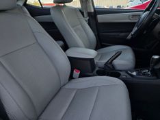 Toyota Corolla XEi 2.0 16V 2016/2016 AUTO NÍVEL VEÍCULOS SANTA CRUZ DO SUL / Carros no Vale