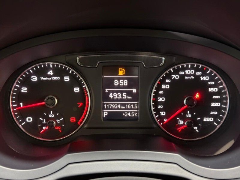 AUDI Q3 1.4 TFSI AMBITION 2016/2016 SUL SERRA MOTORS CAXIAS DO SUL / Carros no Vale