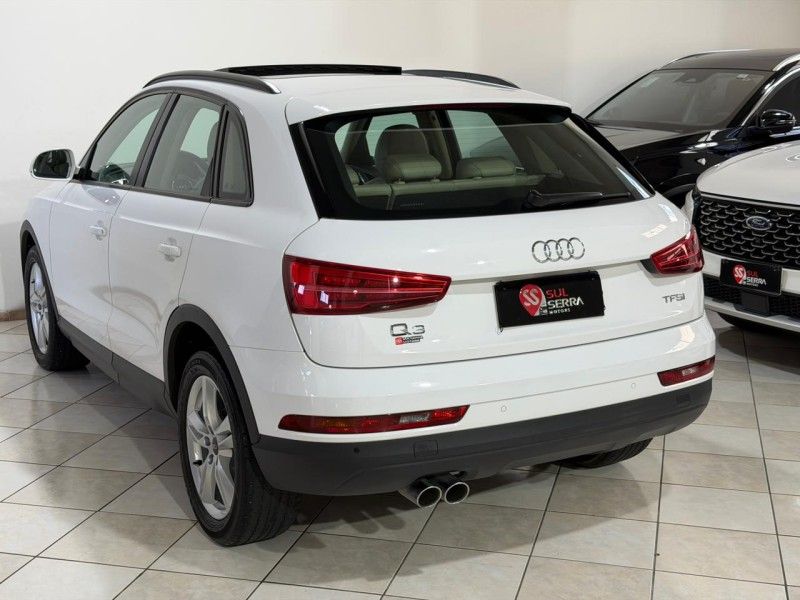 AUDI Q3 1.4 TFSI AMBITION 2016/2016 SUL SERRA MOTORS CAXIAS DO SUL / Carros no Vale
