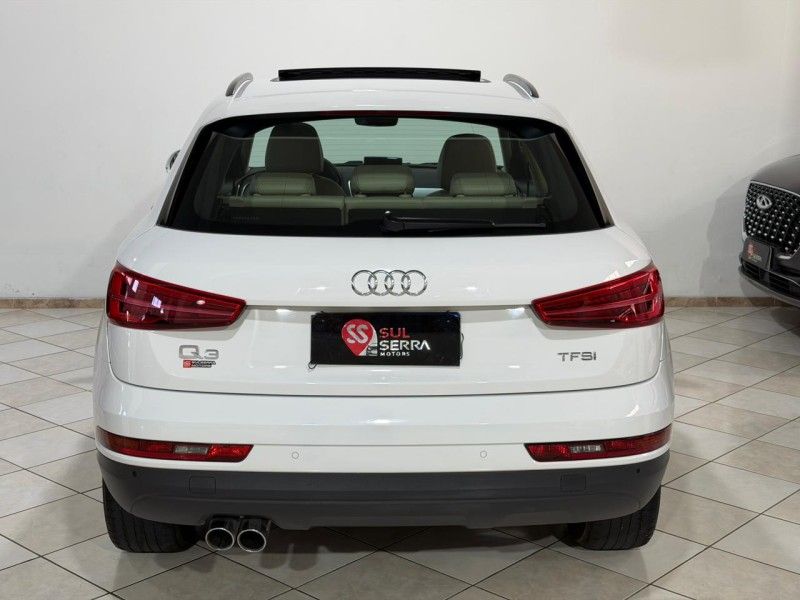 AUDI Q3 1.4 TFSI AMBITION 2016/2016 SUL SERRA MOTORS CAXIAS DO SUL / Carros no Vale