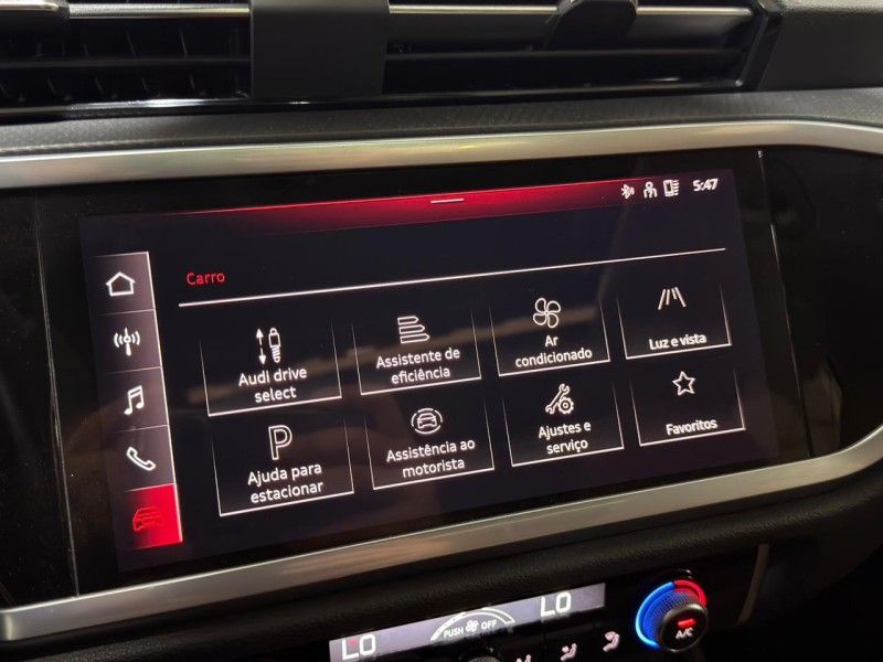 AUDI Q3 2.0 TFSI PERFORMANCE QUATTRO 2022/2023 SUL SERRA MOTORS CAXIAS DO SUL / Carros no Vale