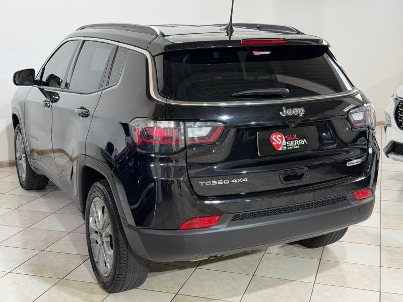JEEP COMPASS 2.0 16V LONGITUDE 4X4 2021/2022 SUL SERRA MOTORS CAXIAS DO SUL / Carros no Vale