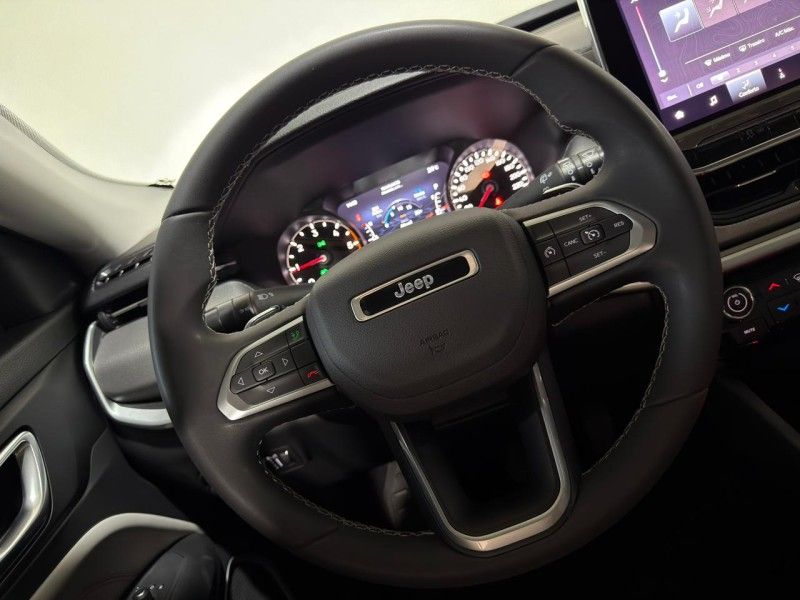 JEEP COMPASS 2.0 16V LONGITUDE 4X4 2021/2022 SUL SERRA MOTORS CAXIAS DO SUL / Carros no Vale